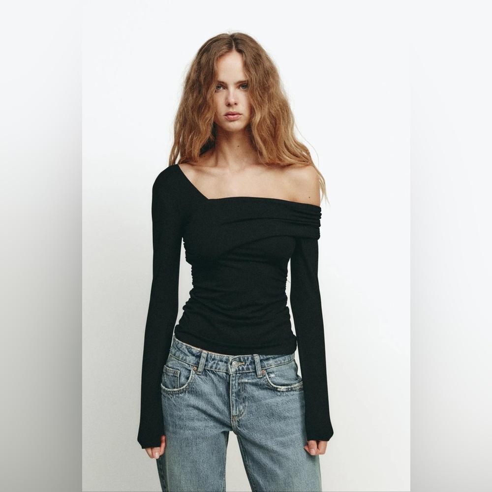 NWT Zara Asymmetric Neckline Top Sz XS/S